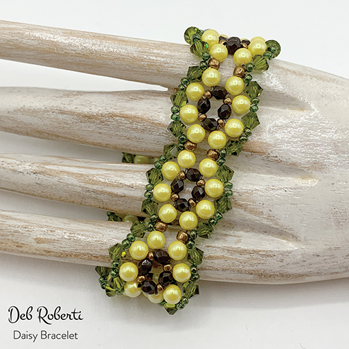 Daisy Bracelet, designed by Deb Roberti
