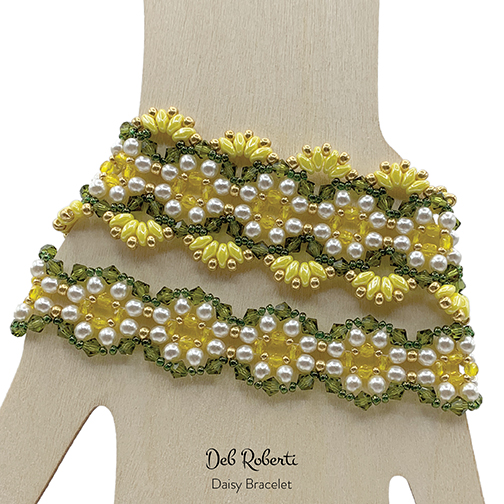 Daisy Bracelet, designed by Deb Roberti