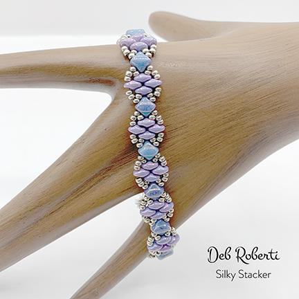 Silky Stacker, free pattern at AroundTheBeadingTable.com